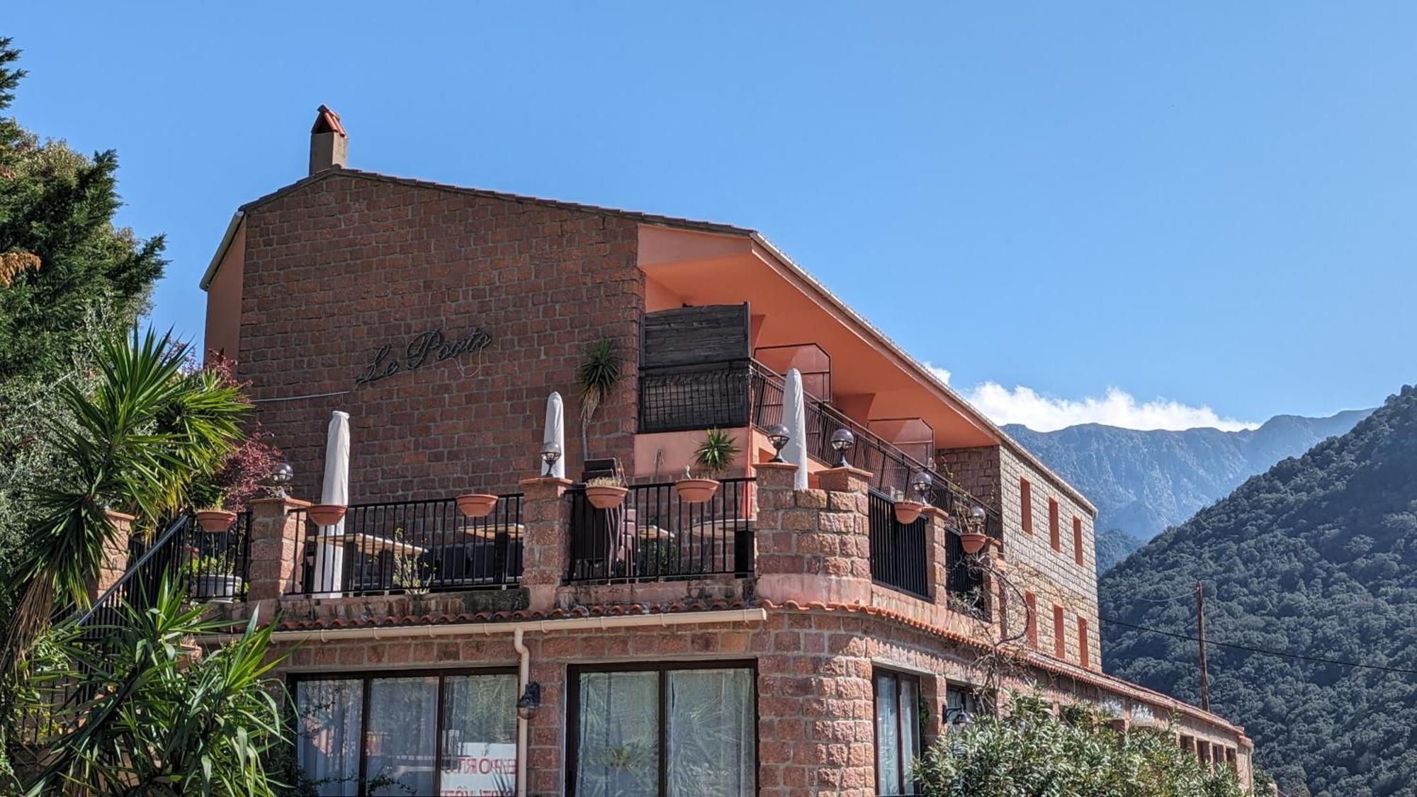 Le Porto T3 55M2 Vue Mer Immeuble Traditionnel En Pierre De Taille Avec Prestations Exceptionnelles Barbecue Ordinateur Videosurveillance Terrasse Panoramique Екстериор снимка